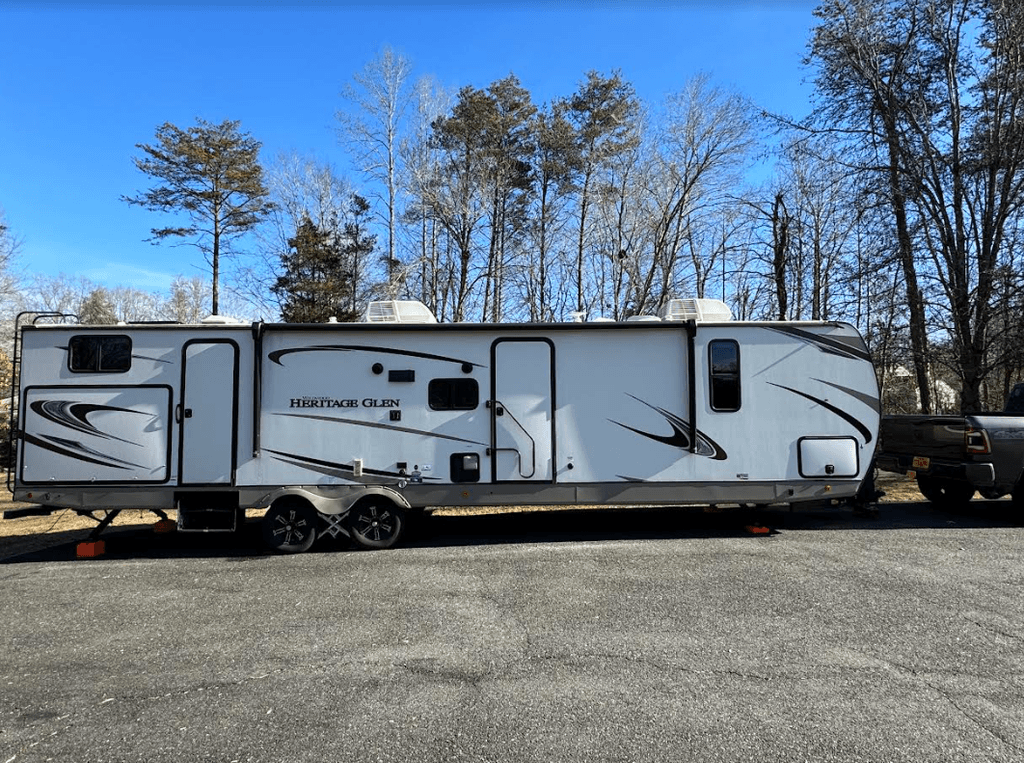 2021 Forest River Wildwood Heritage Glen 314BUD - National Vehicle