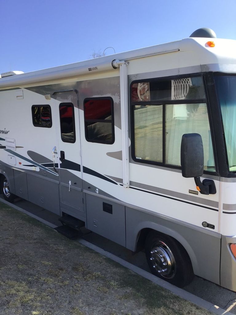2004 Itasca Suncruiser 33V - National Vehicle