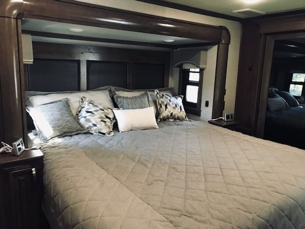 2019 Forest River Riverstone Legacy 38MB - National Vehicle