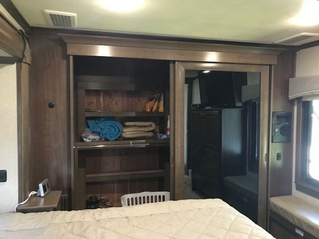 2019 Forest River Riverstone Legacy 38MB - National Vehicle