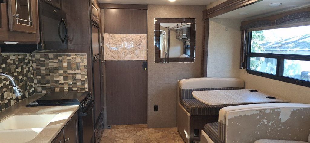 2017 Thor Motor Coach Windsport 31S - National Vehicle