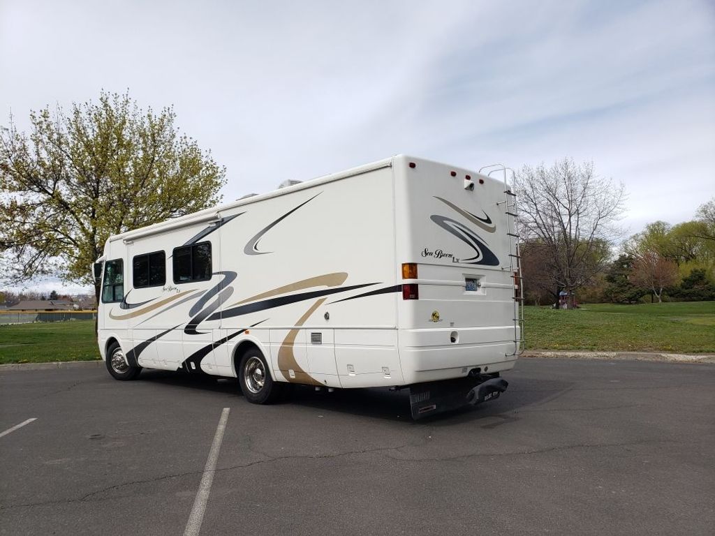 2005 National RV Sea Breeze 8321LX - National Vehicle