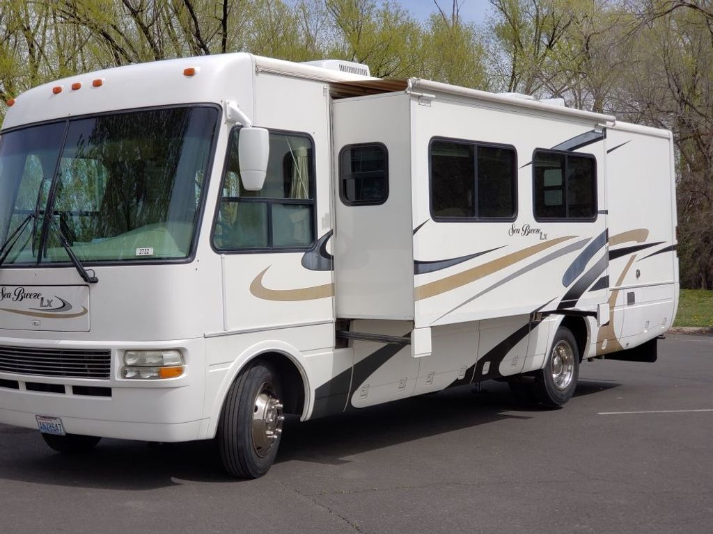 2005 National RV Sea Breeze 8321LX - National Vehicle