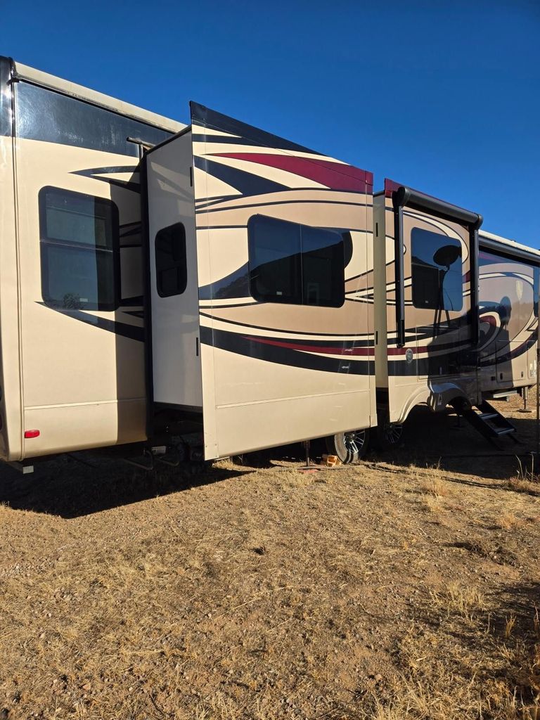 2021 Heartland Landmark 365 Daytona - National Vehicle