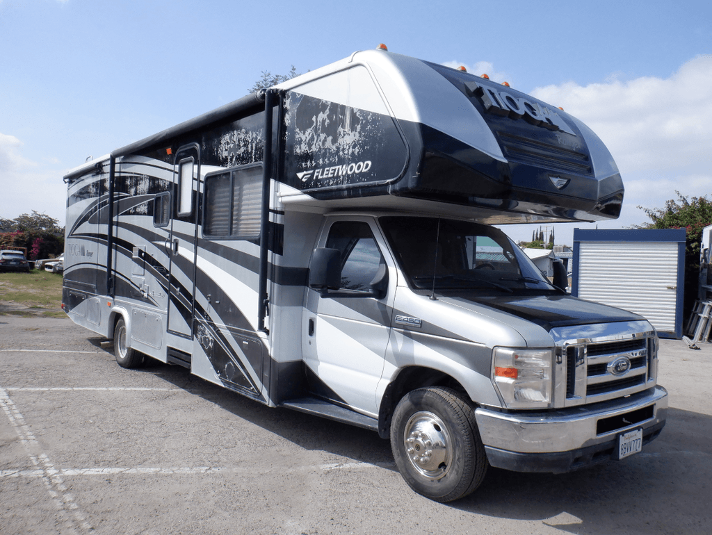 2010 Fleetwood Tioga Ranger 31M - National Vehicle