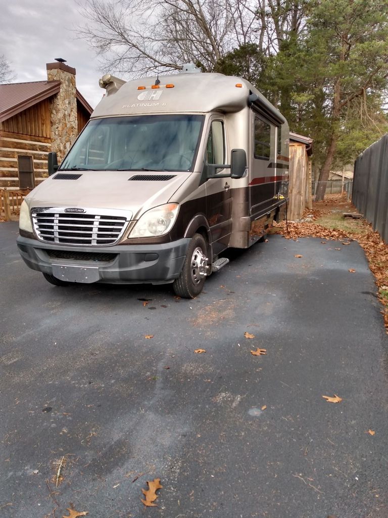 2009 Coach House Platinum II 241XL National Vehicle
