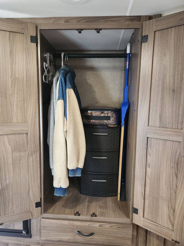 2016 Coachmen Freelander 26RS - National Vehicle