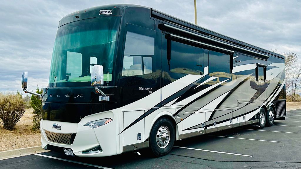 2021 Newmar Essex 4551 - National Vehicle