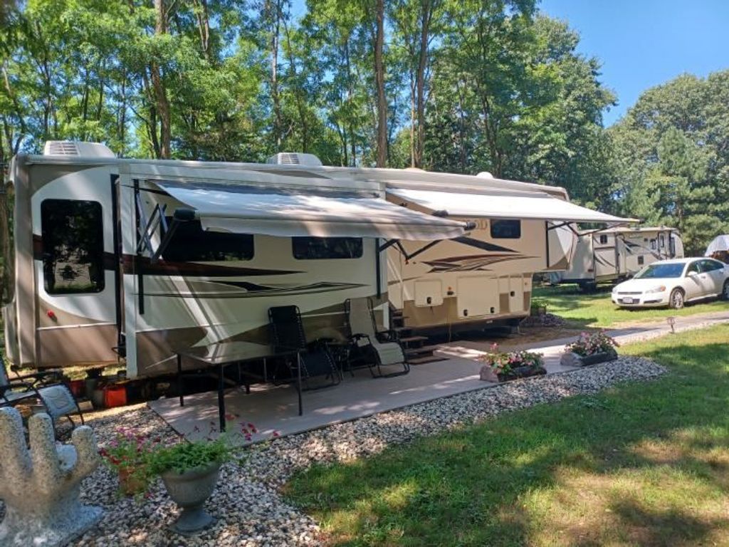 2013 Redwood RV 5th Wheel 36RL - National Vehicle