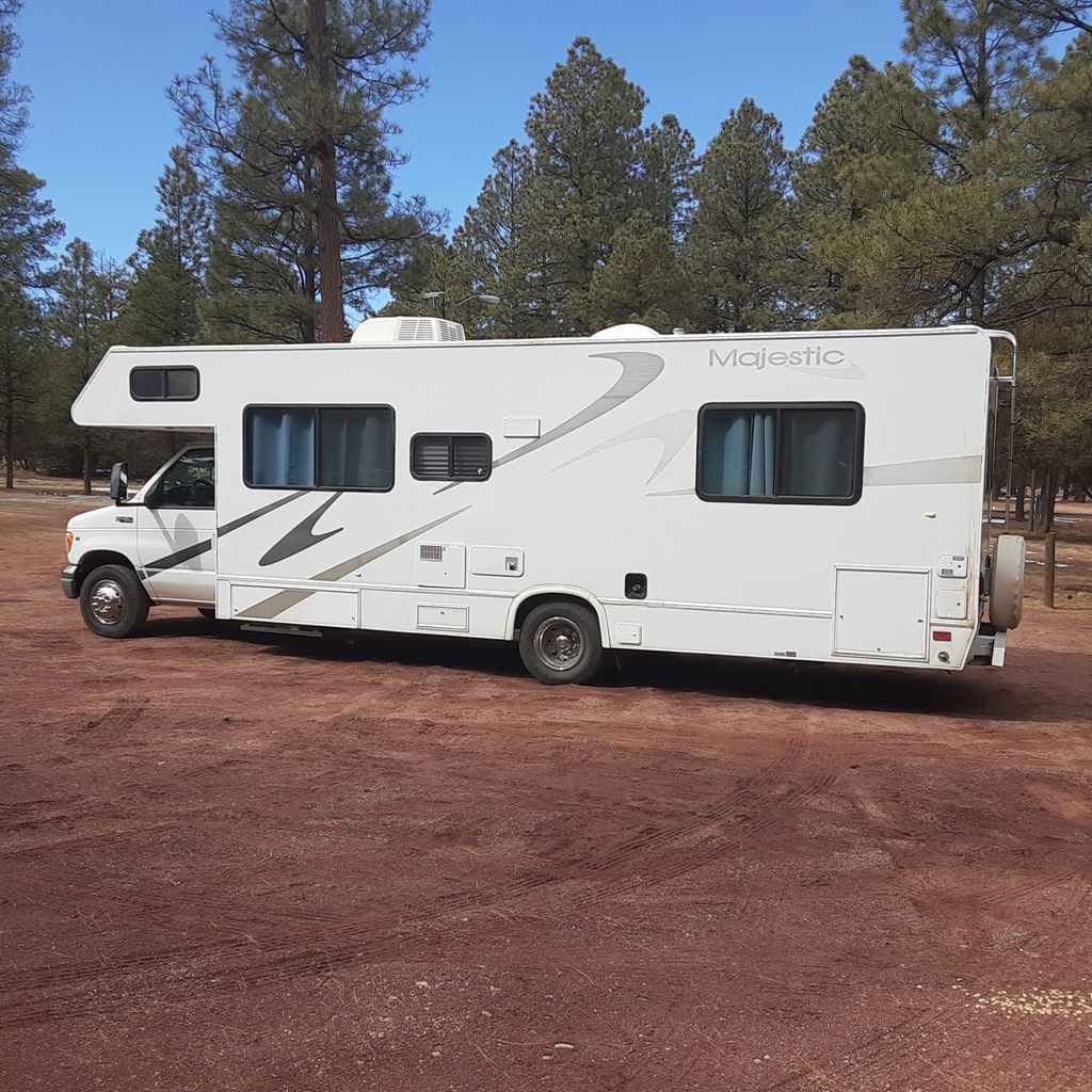 2001 Four Winds Majestic 28A - National Vehicle