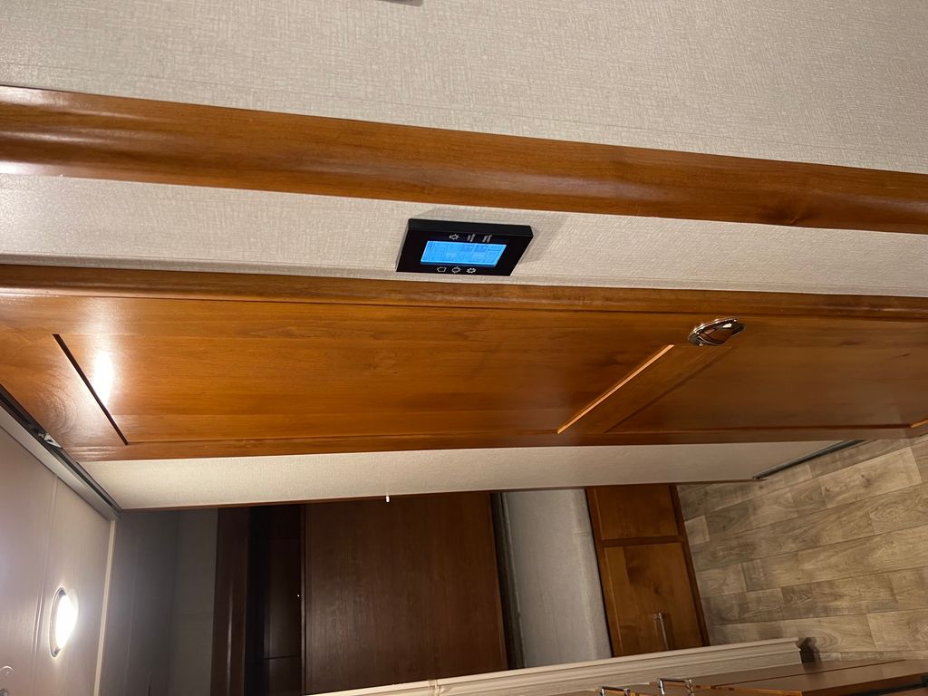 2019 Tiffin Motorhomes Wayfarer 25QW - National Vehicle