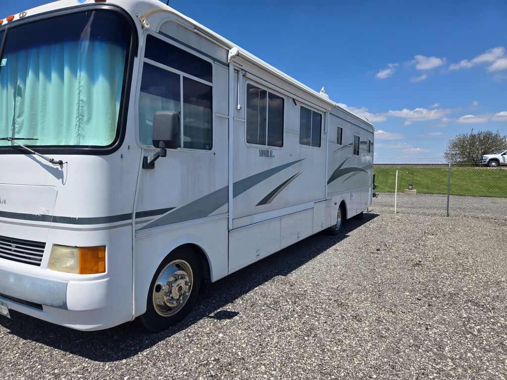 サン 2002 Holiday Rambler Admiral 36DBD - National Vehicle