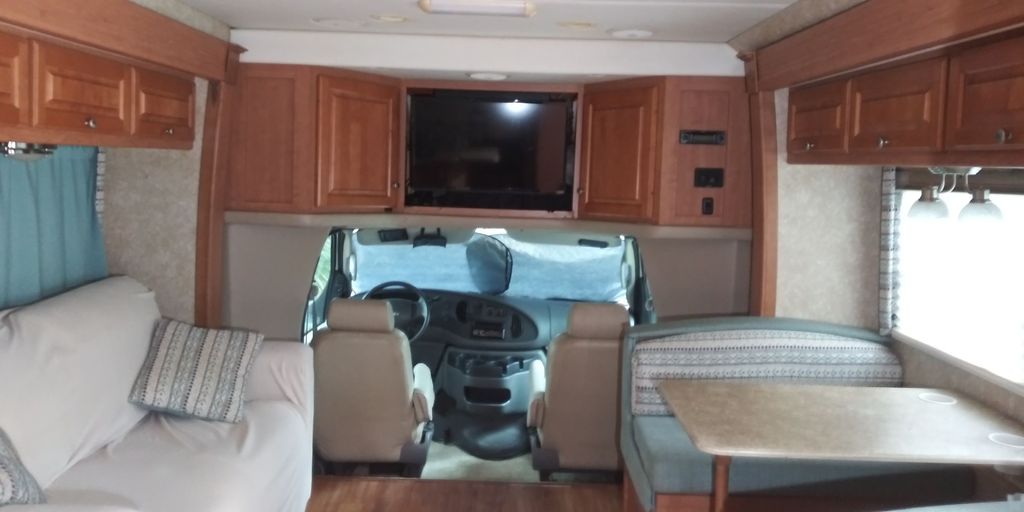 2008 Four Winds Siesta 29BG - National Vehicle