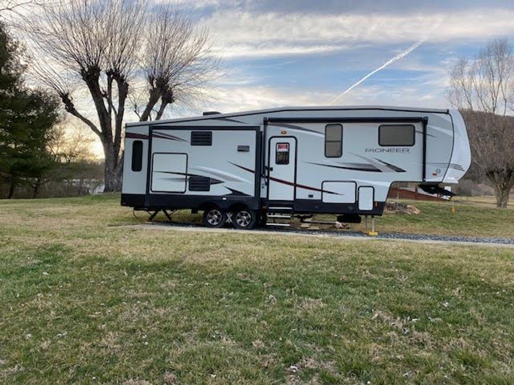 2020 Heartland Pioneer 290 - National Vehicle