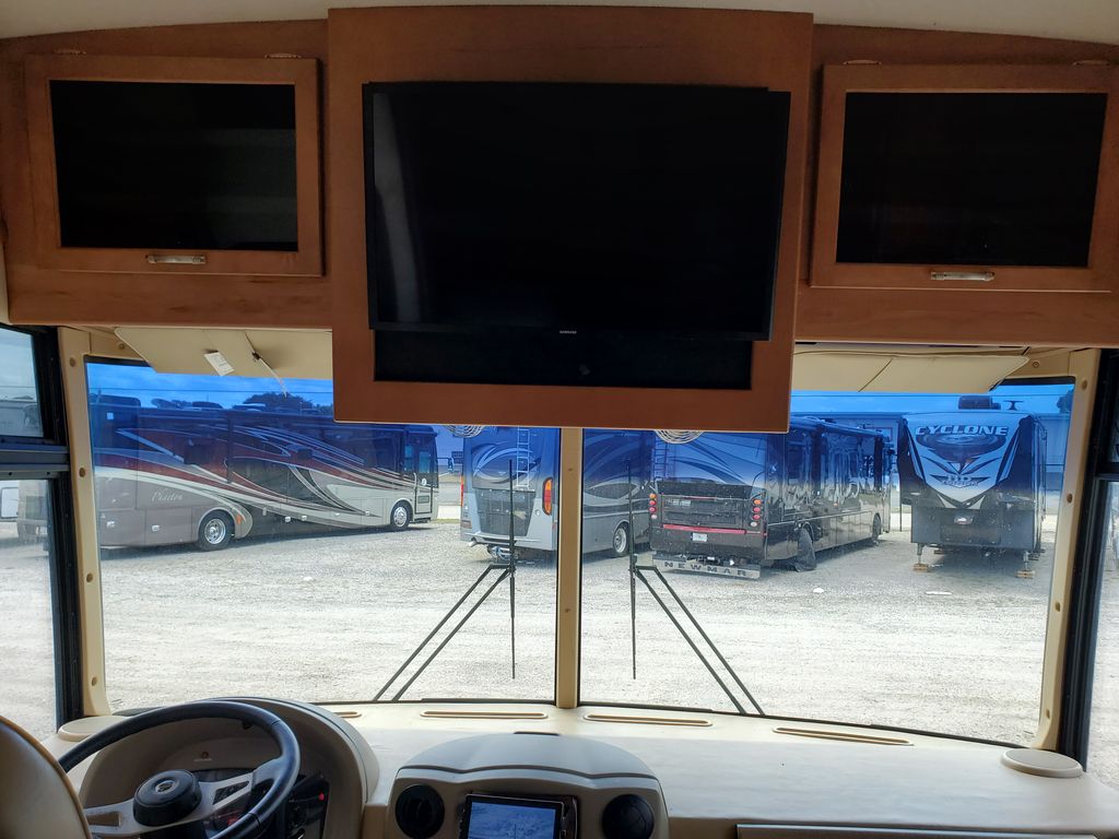 2006 Itasca Sunrise 33V - National Vehicle