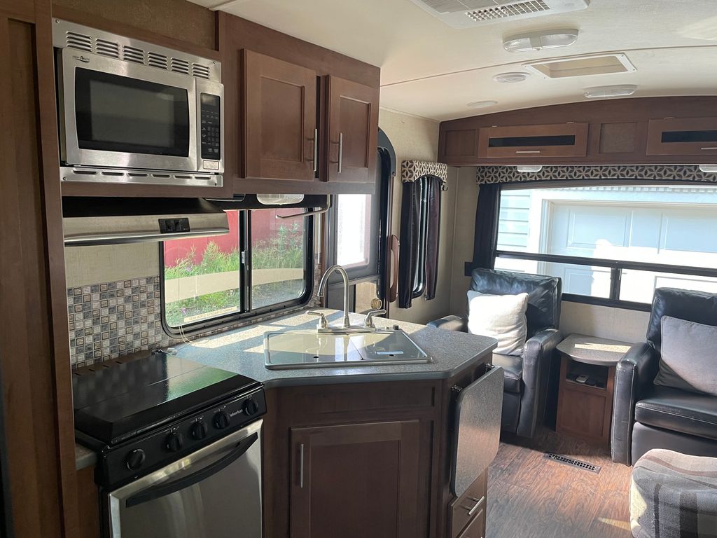 2015 Forest River Wildcat Maxx 27RLS - National Vehicle