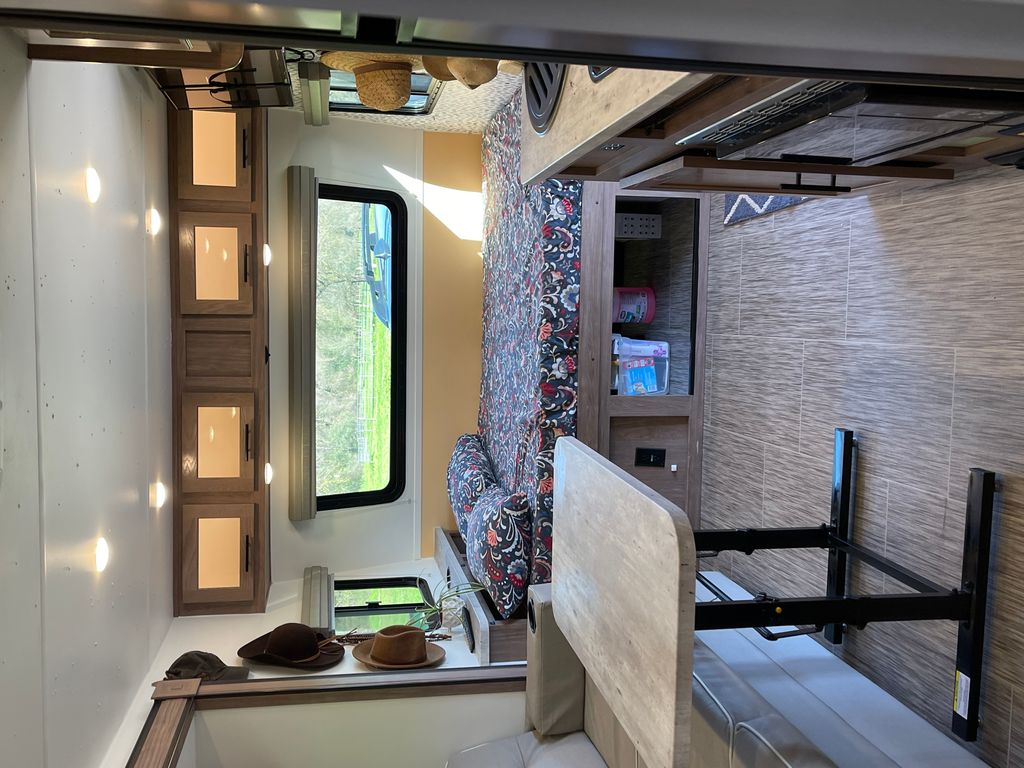 ノース。。 2022 Forest River No Boundaries 19.8 - National Vehicle