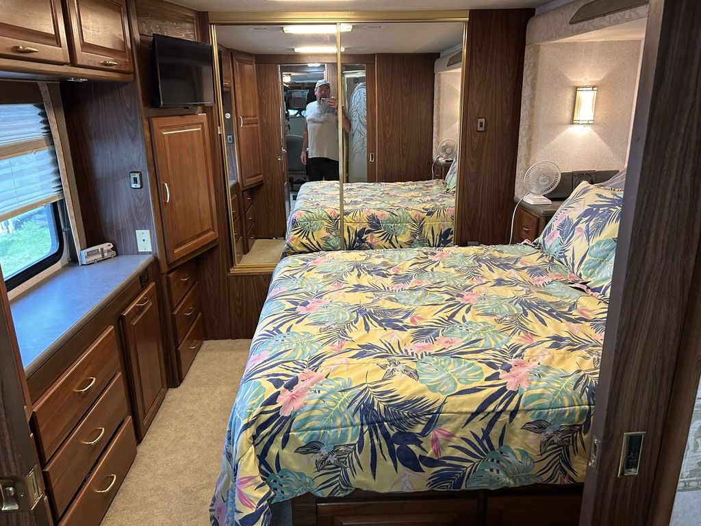 2003 National RV Tradewinds 7391LTC - National Vehicle