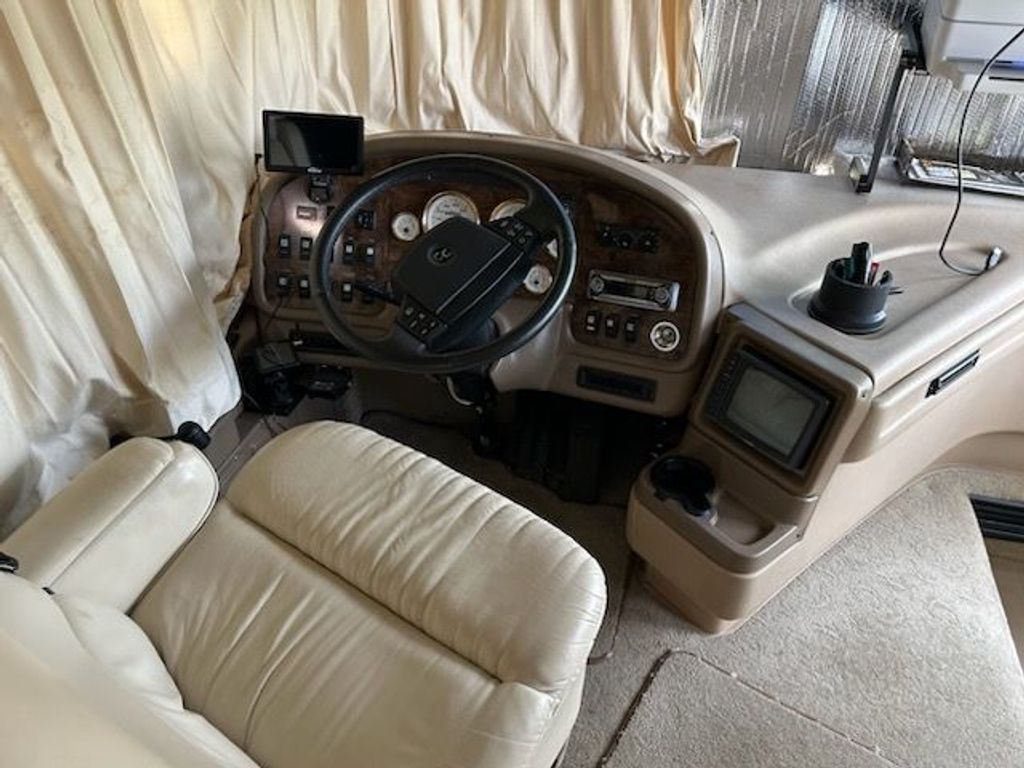 2003 National RV Tradewinds 7391LTC - National Vehicle