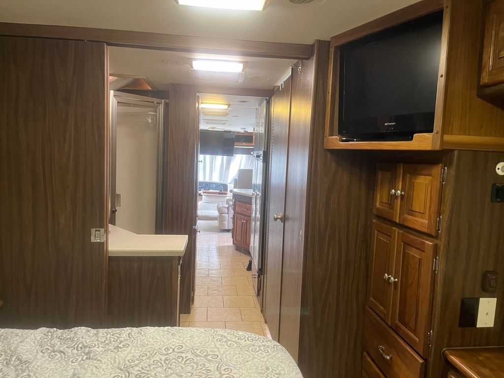 2004 Tiffin Motorhomes Allegro Bay 37DB - National Vehicle