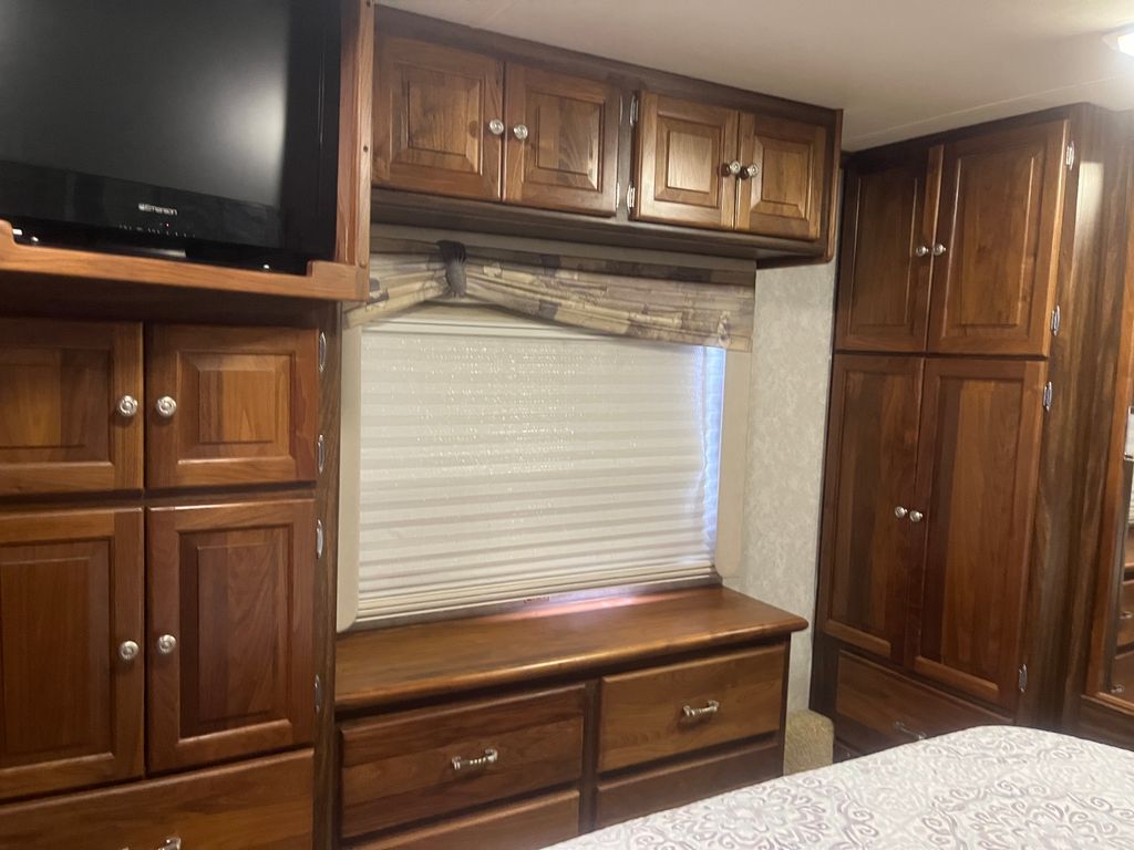 2004 Tiffin Motorhomes Allegro Bay 37DB - National Vehicle