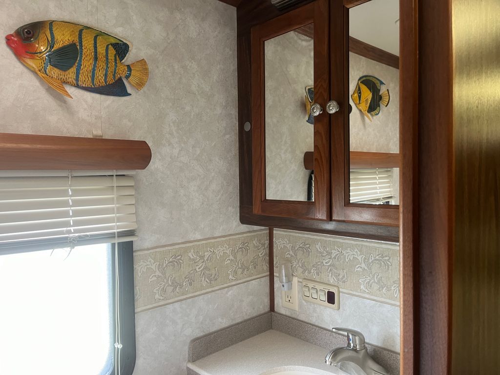 2004 Tiffin Motorhomes Allegro Bay 37DB - National Vehicle