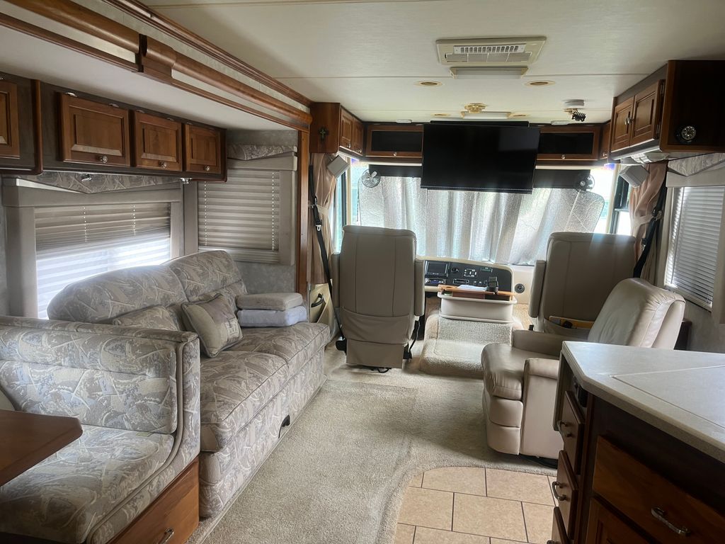 2004 Tiffin Motorhomes Allegro Bay 37DB - National Vehicle
