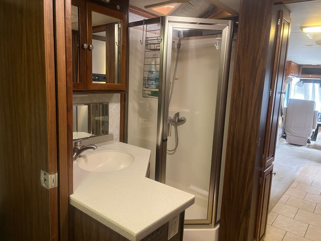 2004 Tiffin Motorhomes Allegro Bay 37DB - National Vehicle