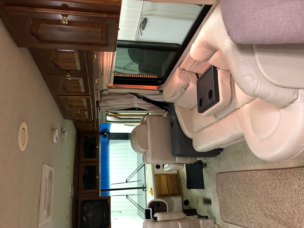 2001 Tiffin Motorhomes Zephyr 40CZ - National Vehicle