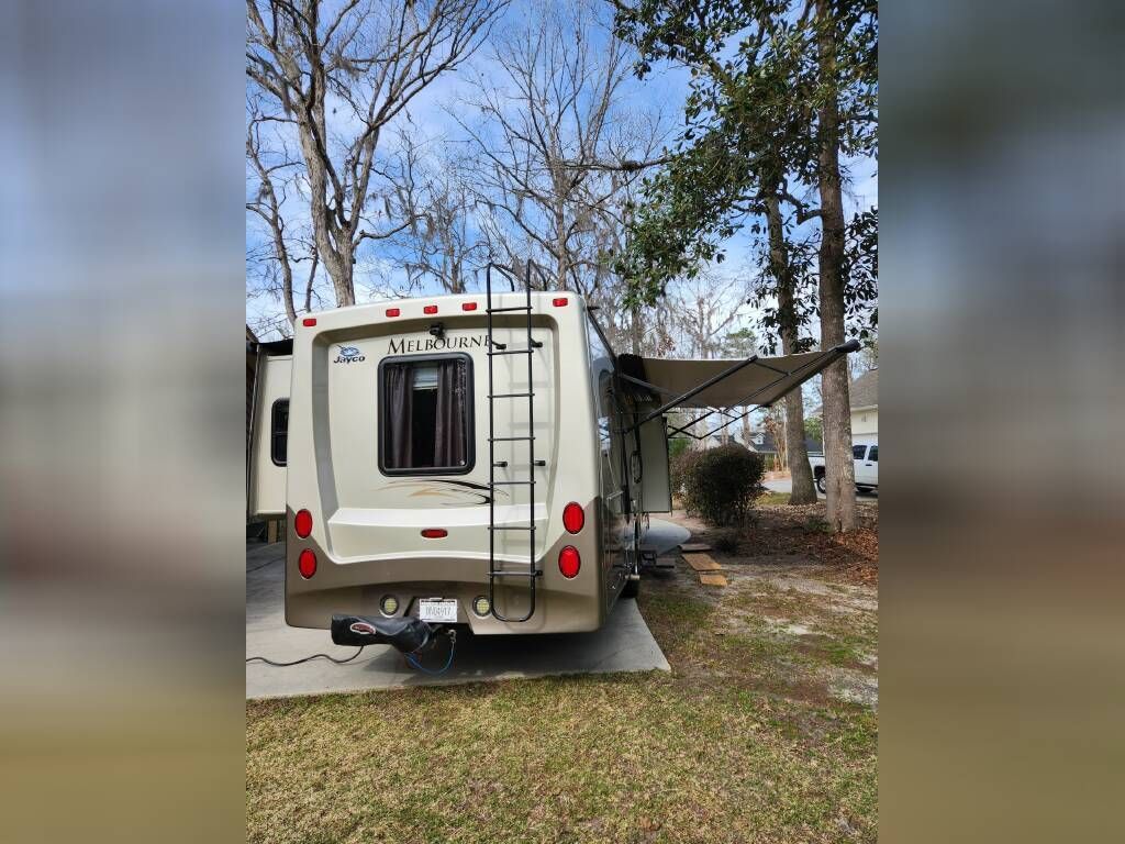 2013 Jayco Melbourne 29D National Vehicle