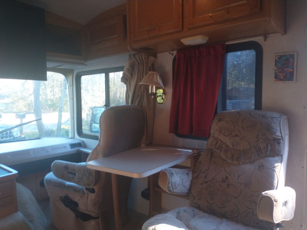 1995 Fleetwood Bounder 38 - National Vehicle