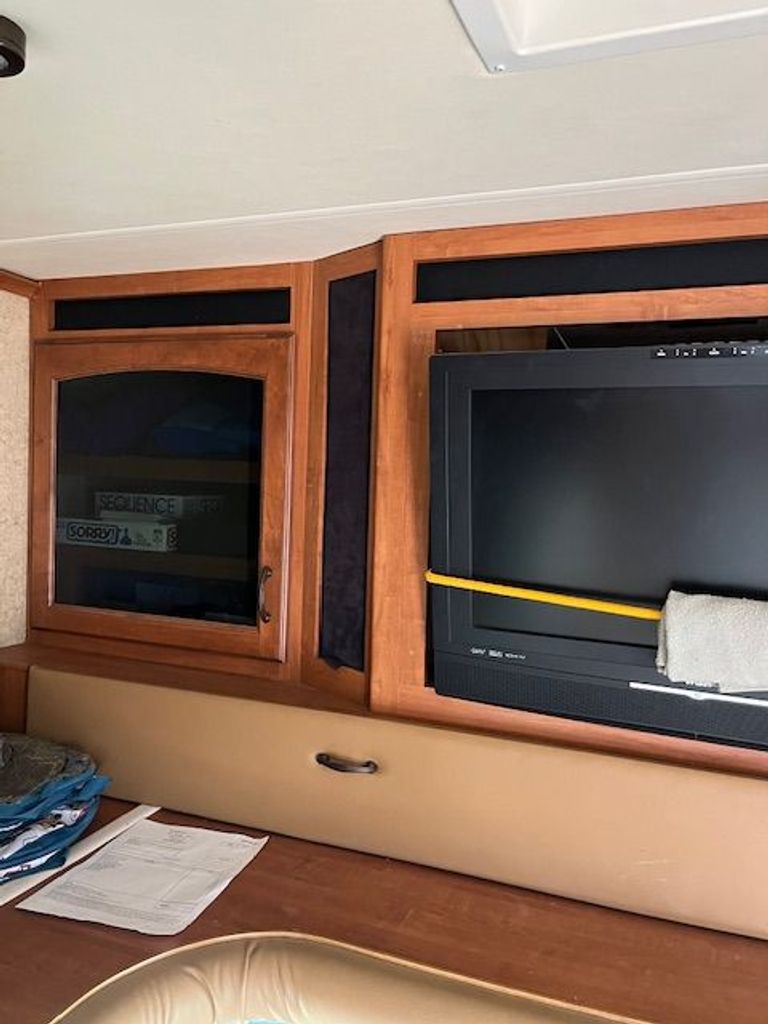 2008 Jayco Seneca 34SS - National Vehicle