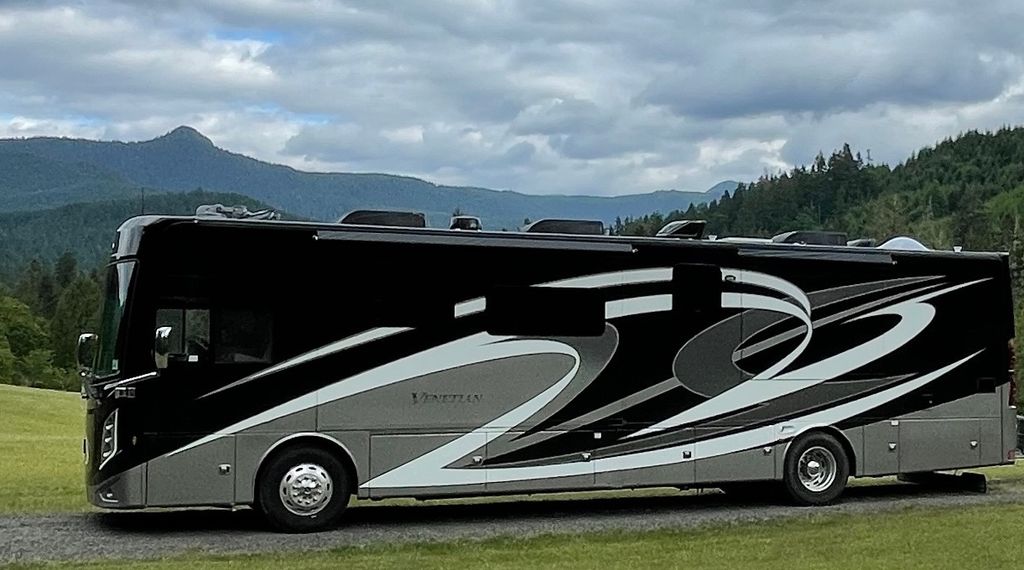 2021 Thor Motor Coach Venetian 40R - National Vehicle