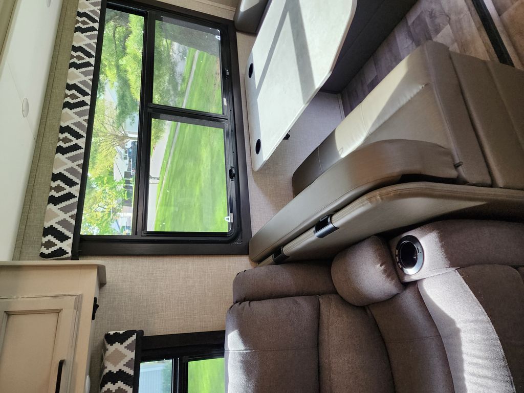 2022 Jayco Greyhawk 30Z - National Vehicle