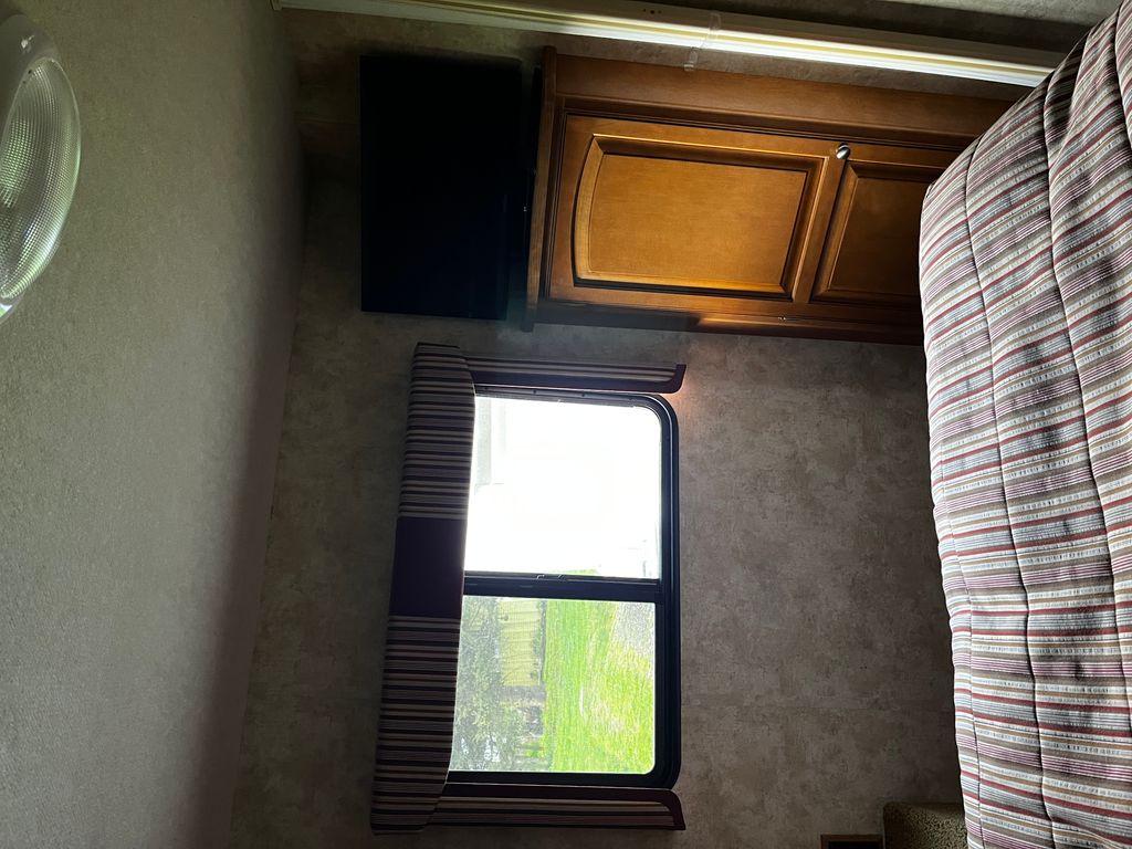 2012 Winnebago Access Premier 26QP - National Vehicle