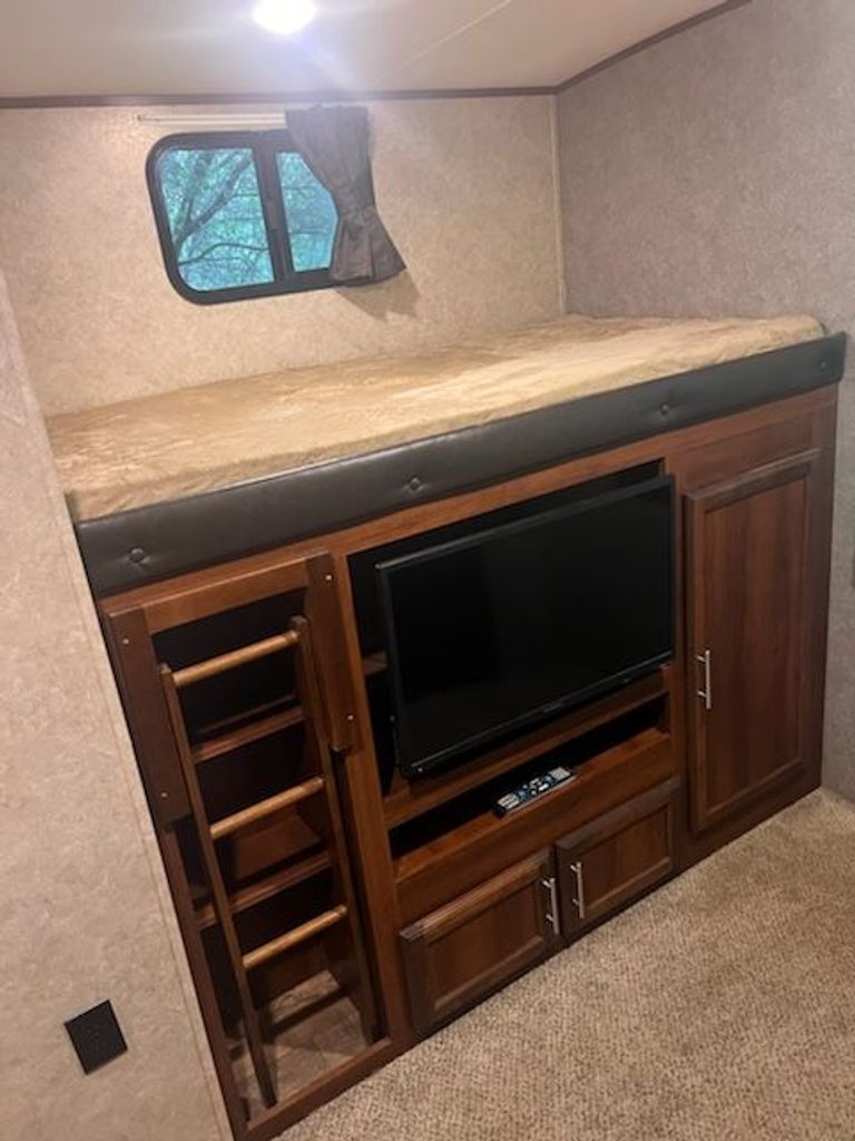 2018 Jayco Eagle HT 314BHDS National Vehicle