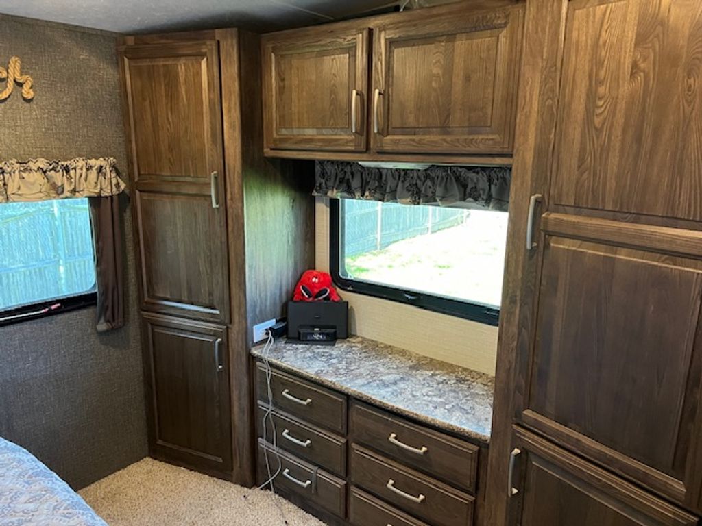 You 2015 Keystone Cougar 337FLS - National Vehicle