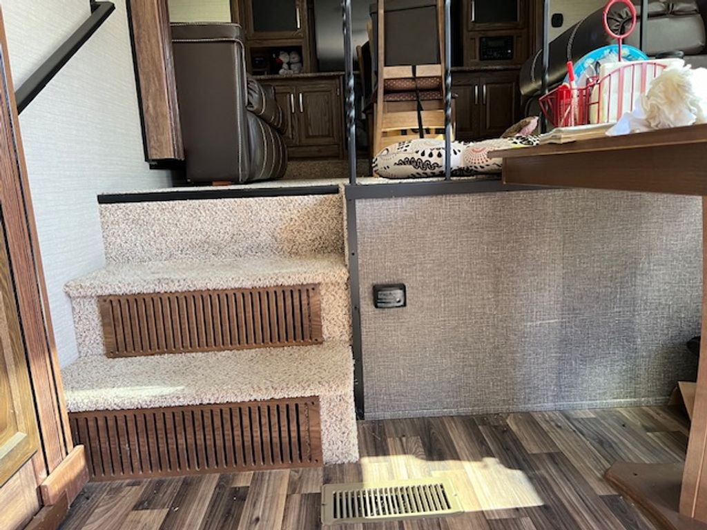 2015 Keystone Cougar 337FLS - National Vehicle