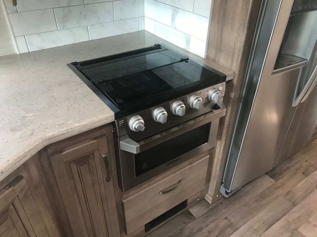 2020 Jayco Precept 34G - National Vehicle