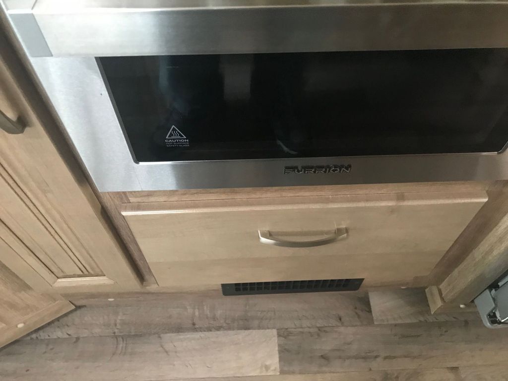 2020 Jayco Precept 34G - National Vehicle