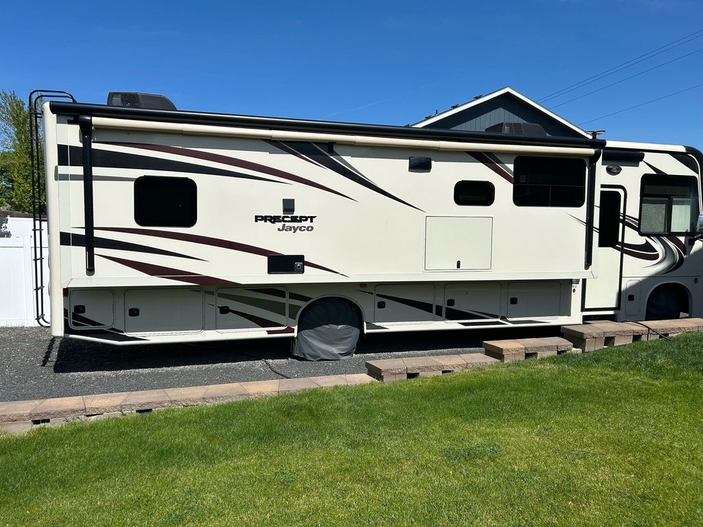 2020 Jayco Precept 34G - National Vehicle