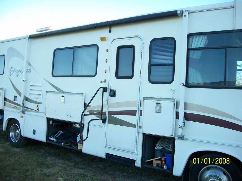 コアラ 2003 Forest River Georgetown 303 - National Vehicle