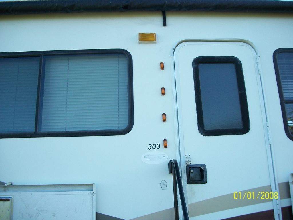コアラ 2003 Forest River Georgetown 303 - National Vehicle