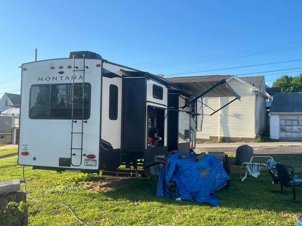 loove 2021 Keystone Montana High Country 362RD - National Vehicle