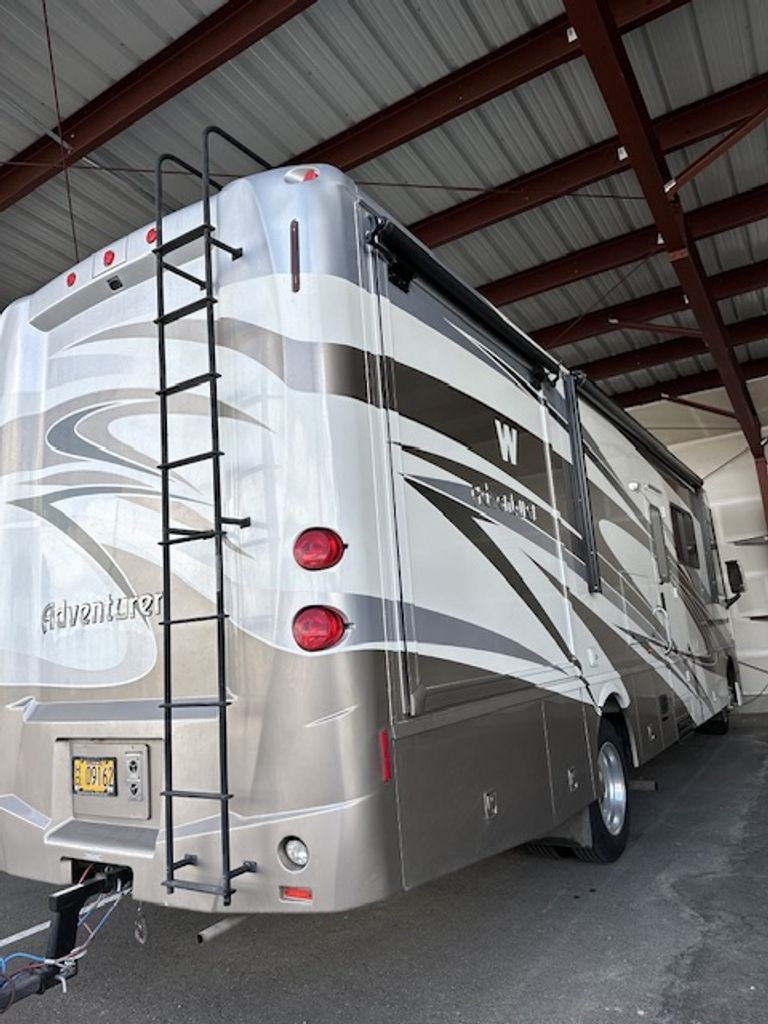 2014 Winnebago Adventurer 32H - National Vehicle