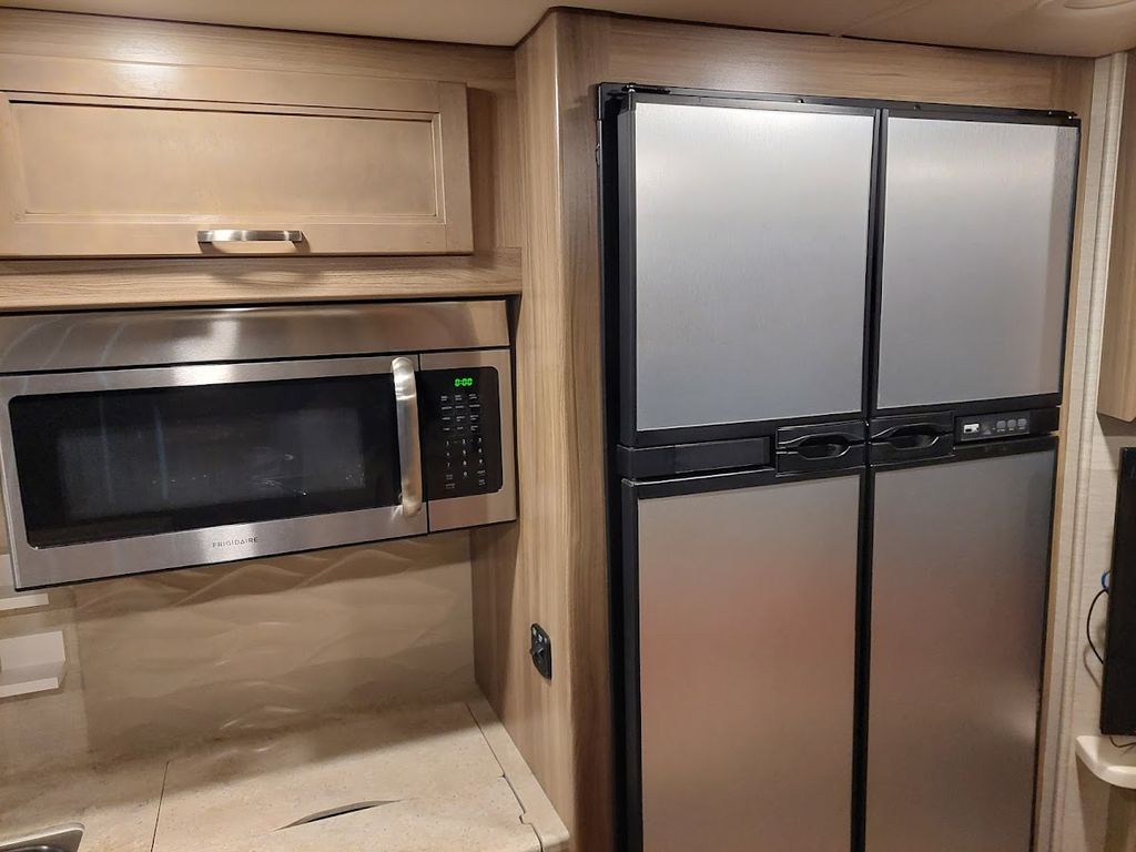 2018 Jayco Precept 33U - National Vehicle