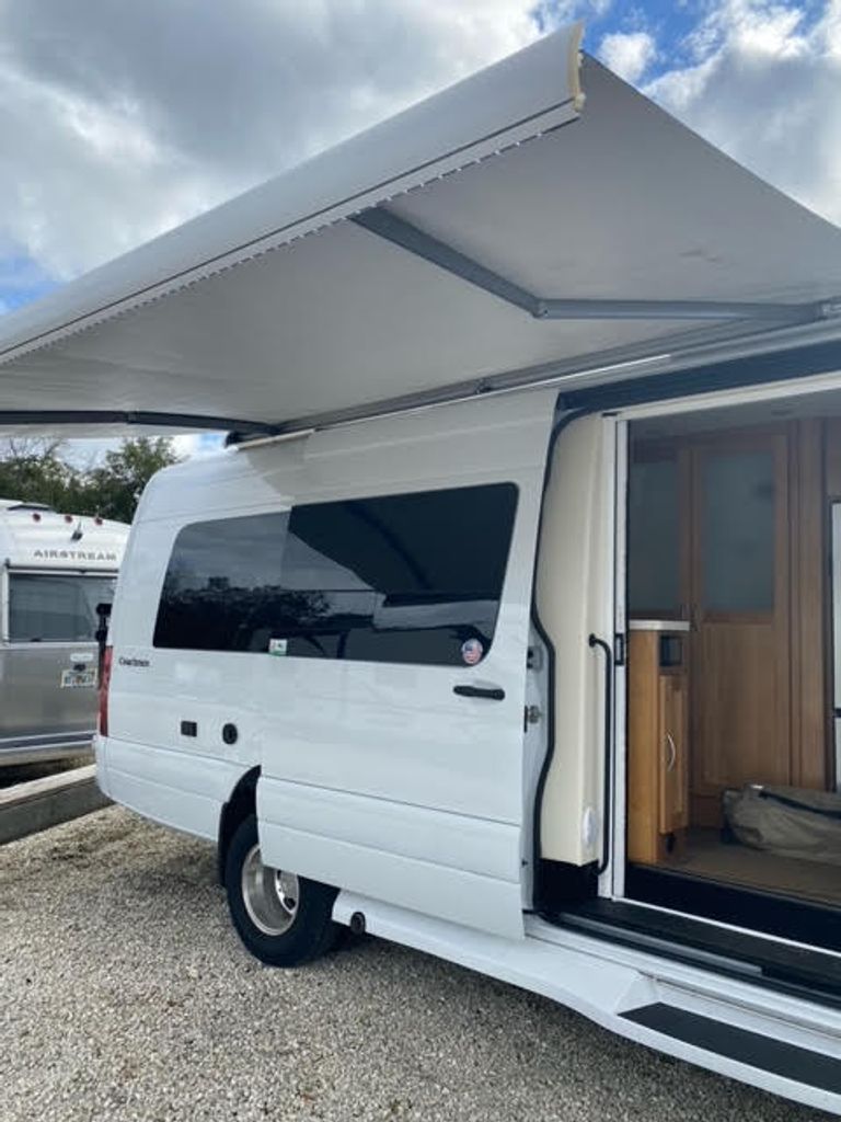 2021 Coachmen Galleria 24FL 4X4 - National Vehicle