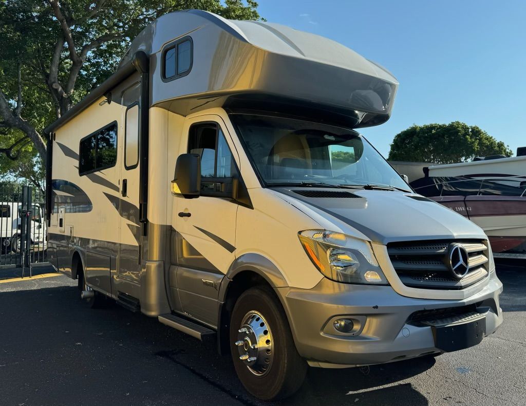 2018 Winnebago View 24D - National Vehicle