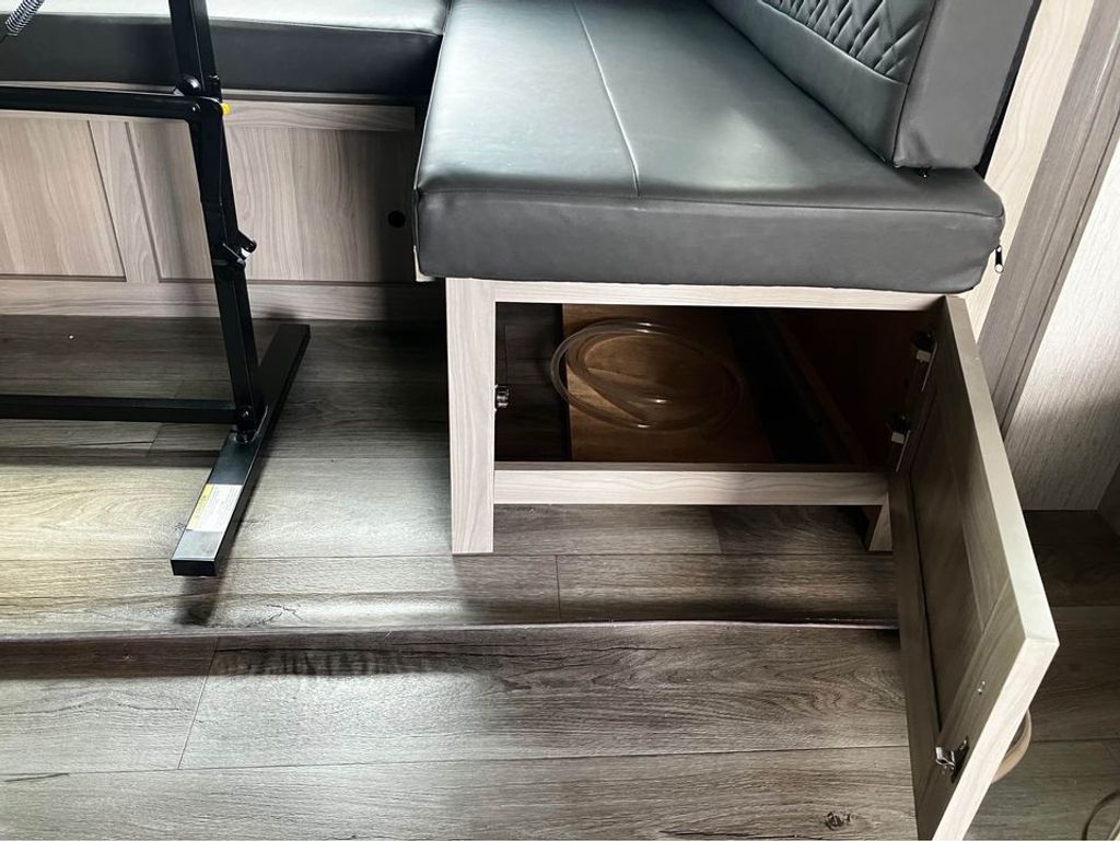 2021 Coachmen Freedom Express Ultra Lite 248RBS - National Vehicle