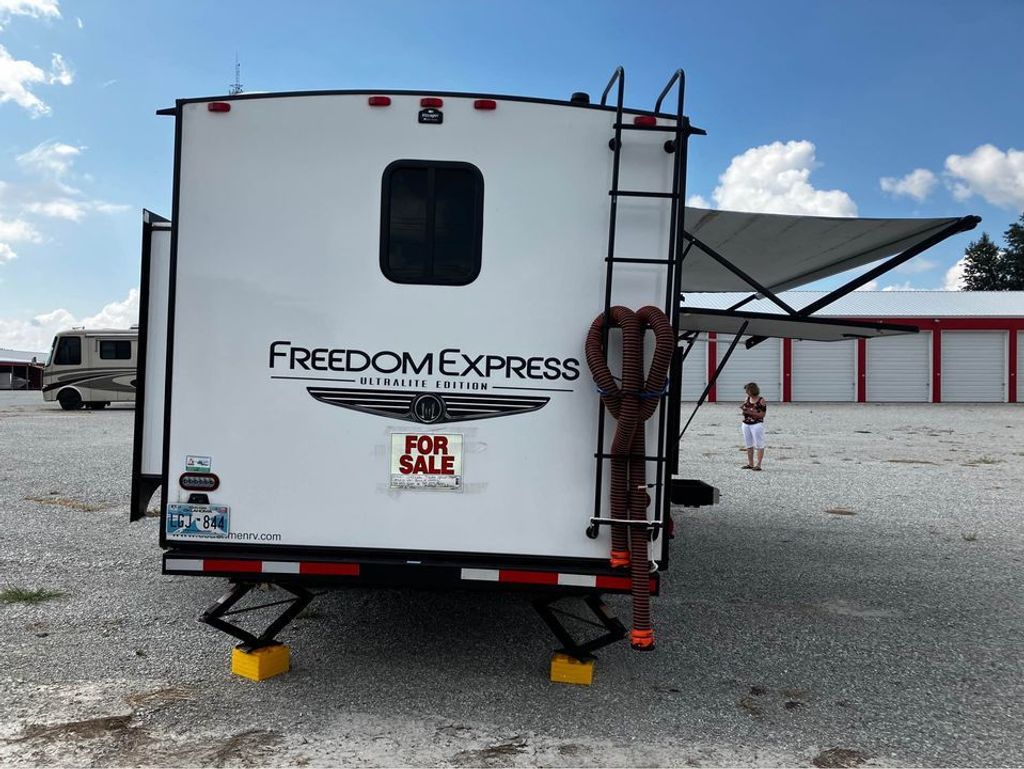 2021 Coachmen Freedom Express Ultra Lite 248RBS - National Vehicle